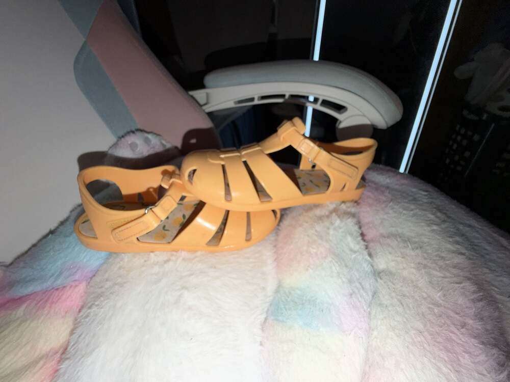 Wonder Nation Orange Lemon Print Jelly Sandals Size 12